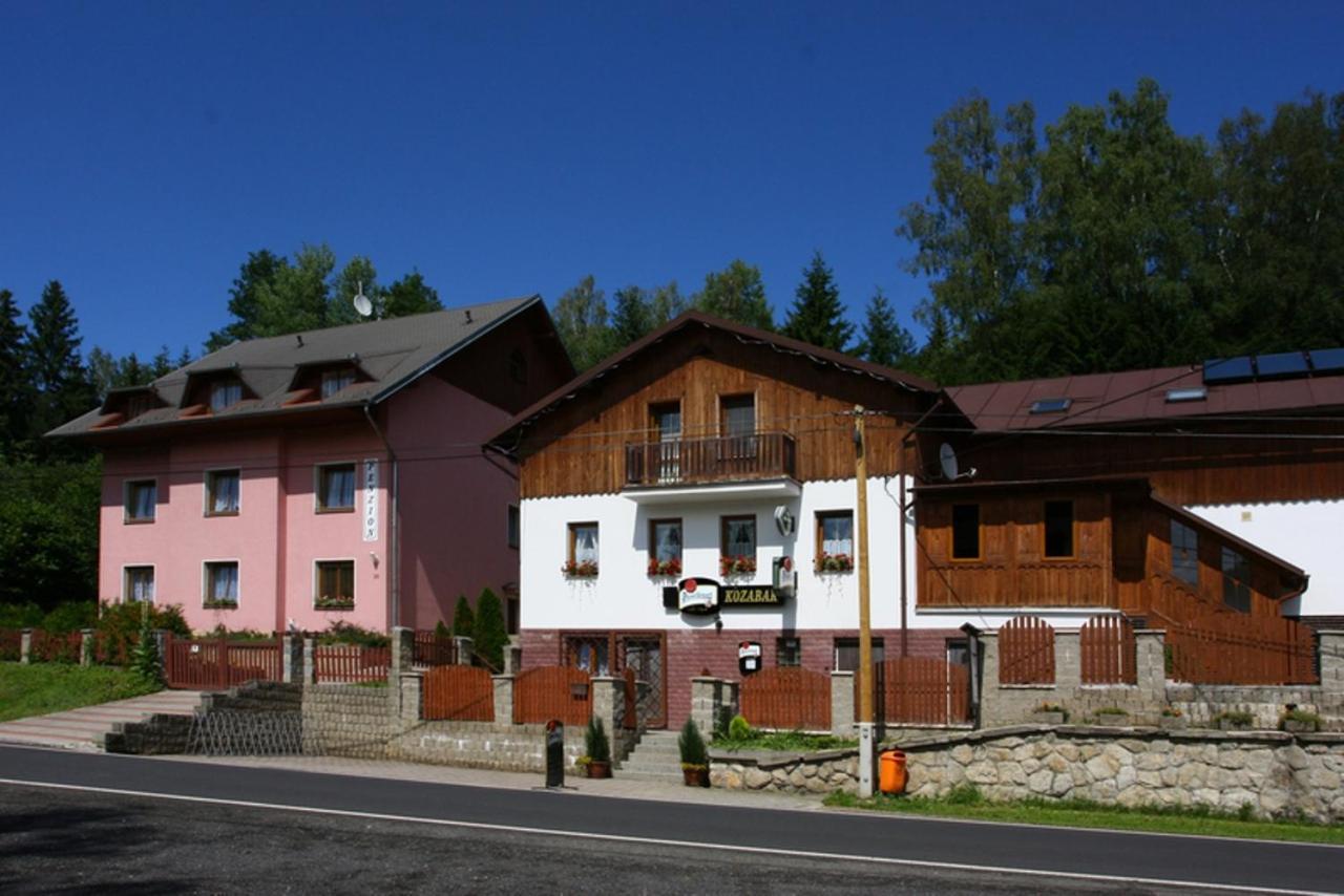 Penzion Kozabar Horní Luby Zewnętrze zdjęcie